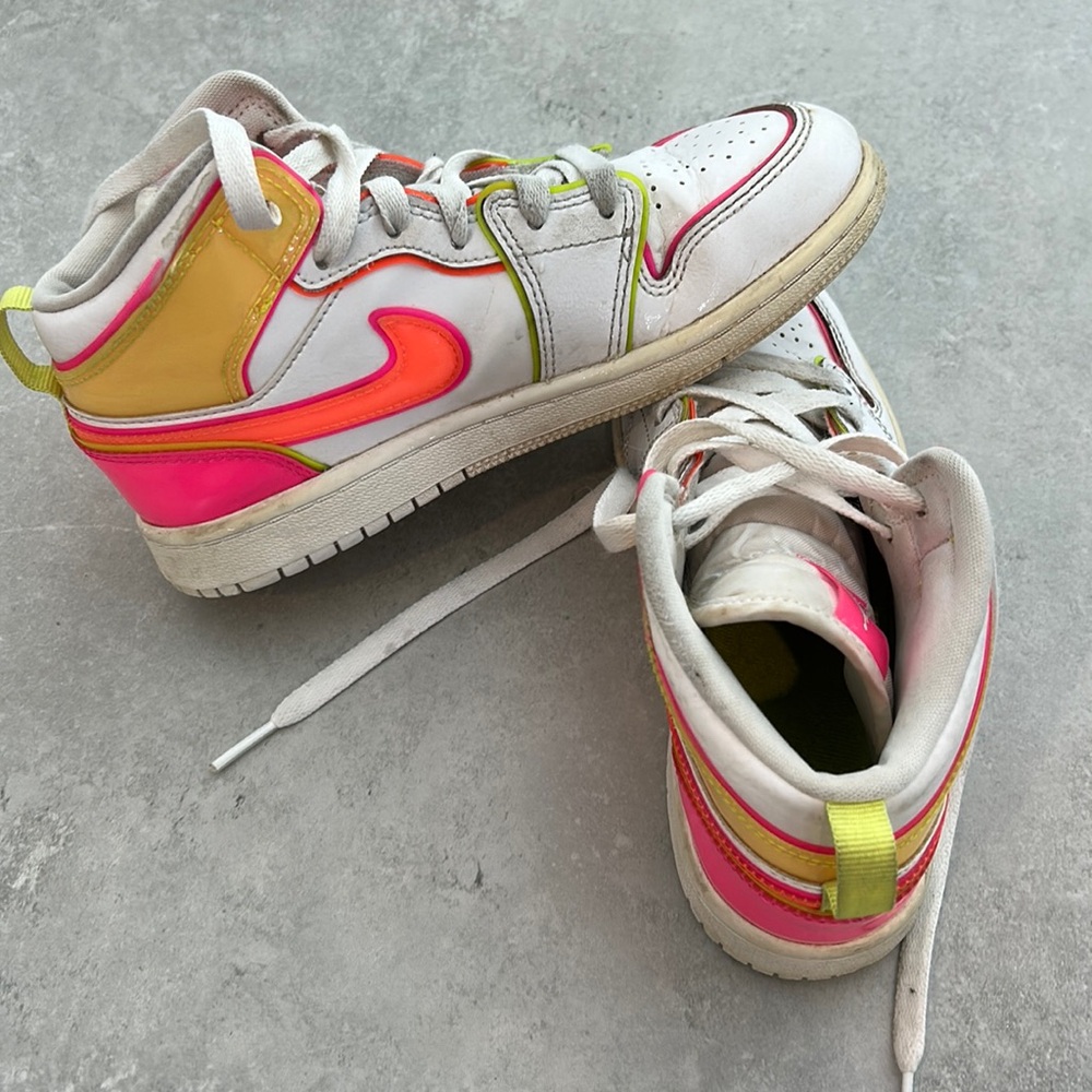 Air Jordon 1 Mid Neon Pink and Yellow